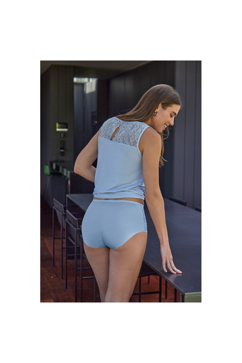 Braga Milano Azul Cielo Janira Angie | Microfibra Encaje Floral Altura Media-Alta | Comprar Online