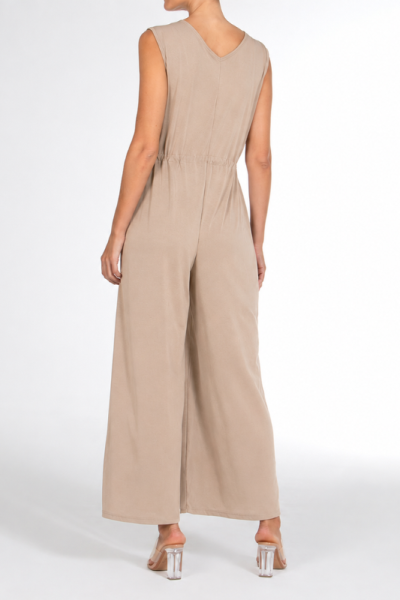 Mono Largo Crep Janira | Pata Ancha Escote V Cintura Anudada · Negro y Taupe | Comprar Online