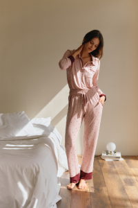 Pijama polo mujer rosa con lunares burdeos | Vicamar